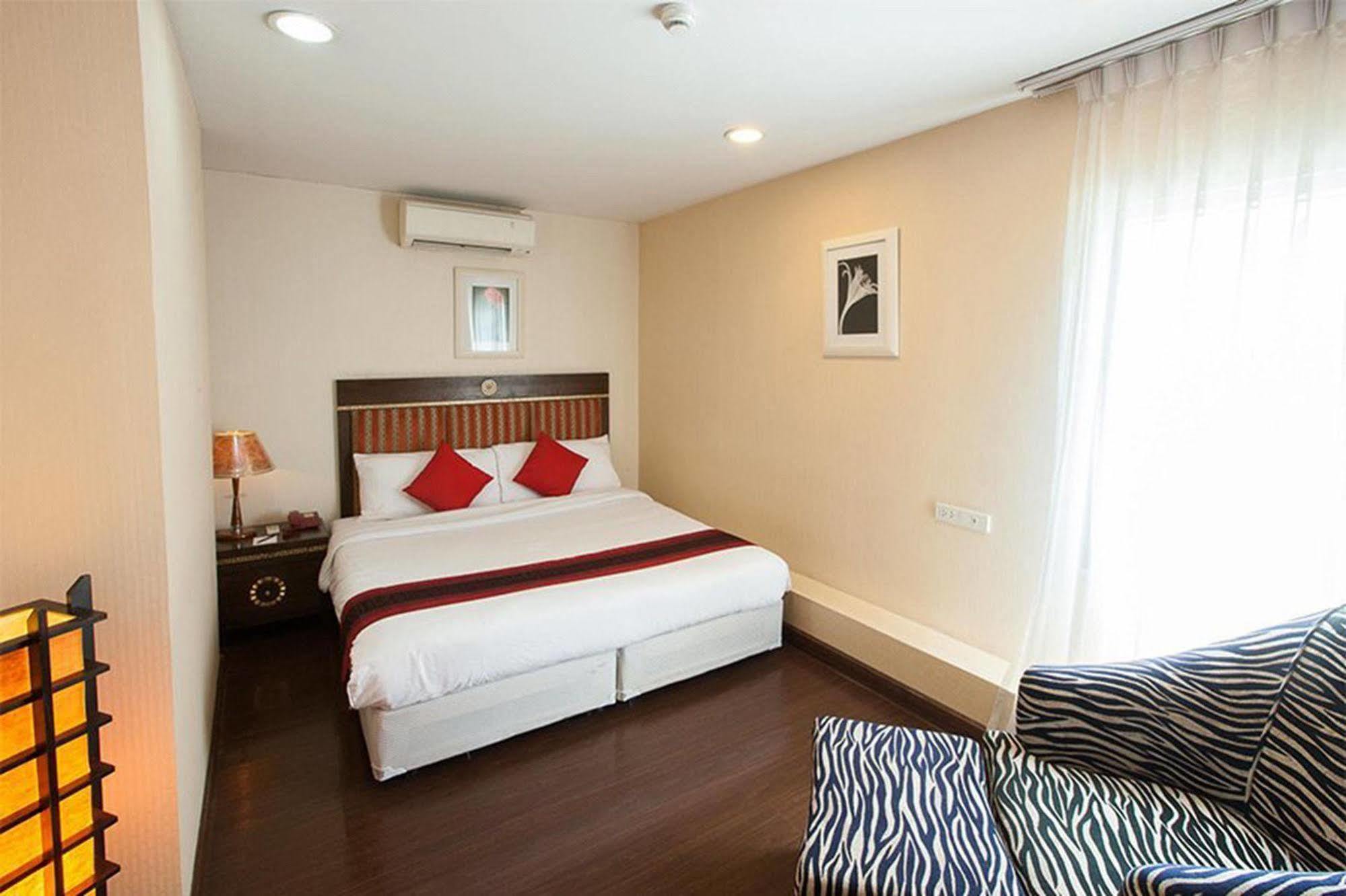 Club Mahindra Mac Boutique Hotel Bangkok Eksteriør billede